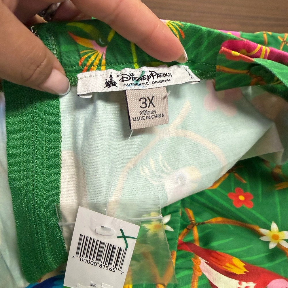 New with tags- Disney Enchanted Tiki Room Tropical Green Dress 3x Plus size - Picture 2 of 9
